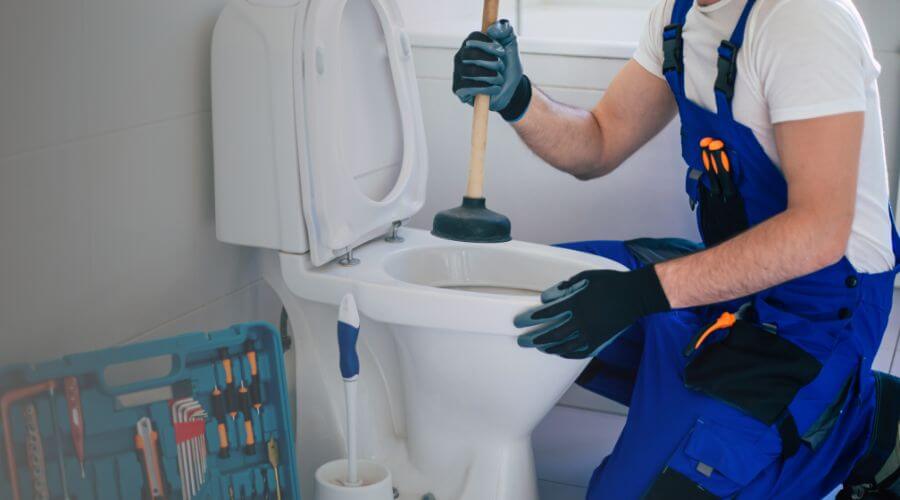 Expert burst pipe repair services in Blackwell, TX